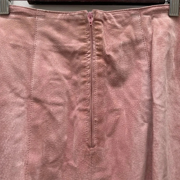 VINTAGE - Light Pink 1980’s Bohemian Danier Suede Leather Skirt - Picture 7 of 9